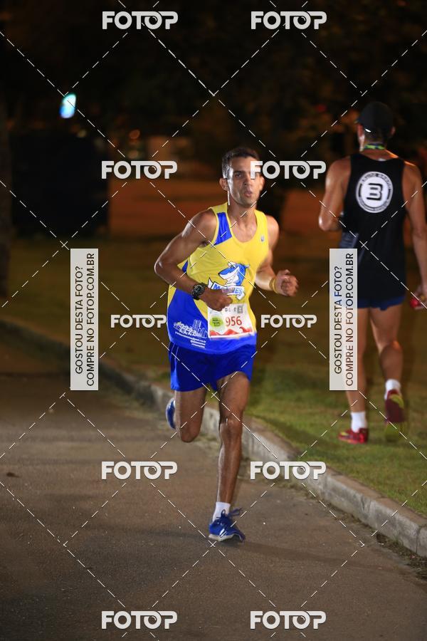 Buy your photos of the eventMarines Night Run on Fotop