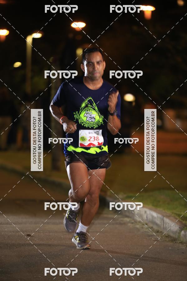 Buy your photos of the eventMarines Night Run on Fotop