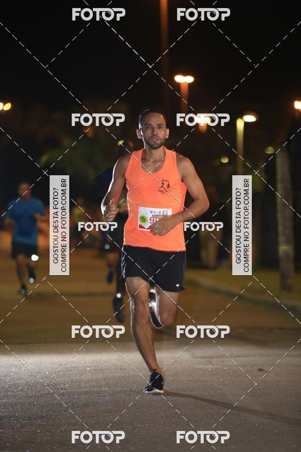 Buy your photos of the eventMarines Night Run on Fotop