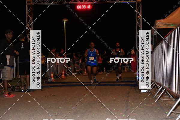 Buy your photos of the eventMarines Night Run on Fotop