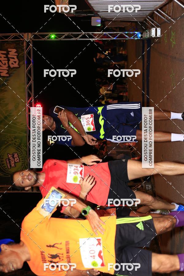 Buy your photos of the eventMarines Night Run on Fotop