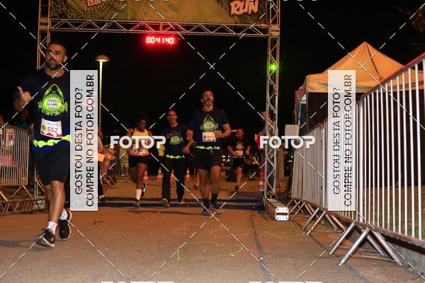 Buy your photos of the eventMarines Night Run on Fotop