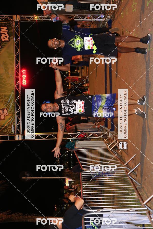 Buy your photos of the eventMarines Night Run on Fotop