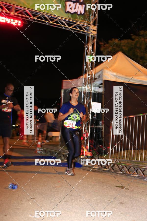 Buy your photos of the eventMarines Night Run on Fotop