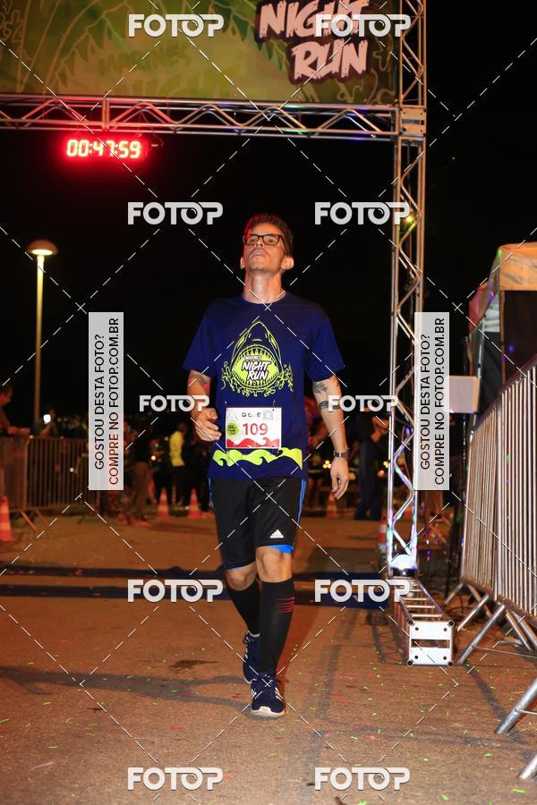 Buy your photos of the eventMarines Night Run on Fotop