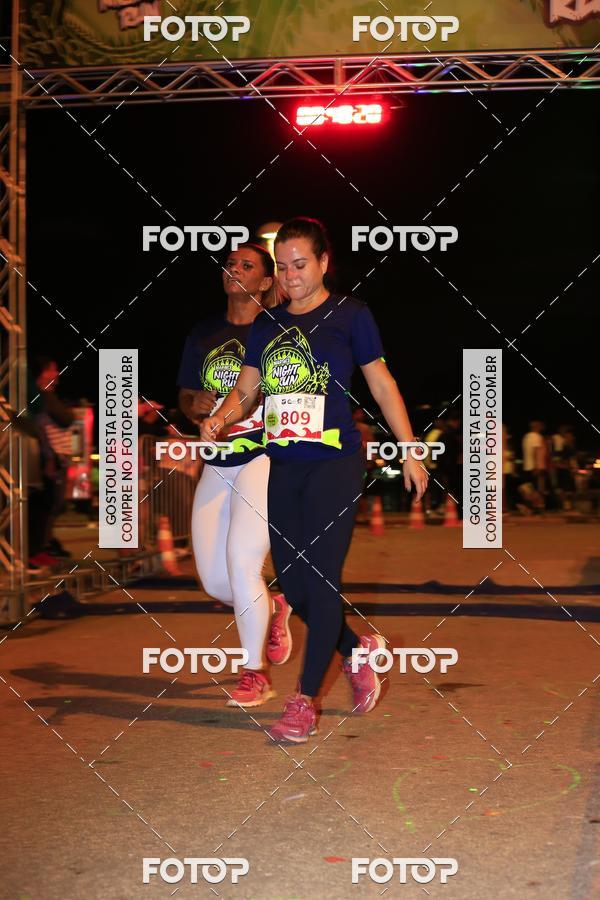 Buy your photos of the eventMarines Night Run on Fotop