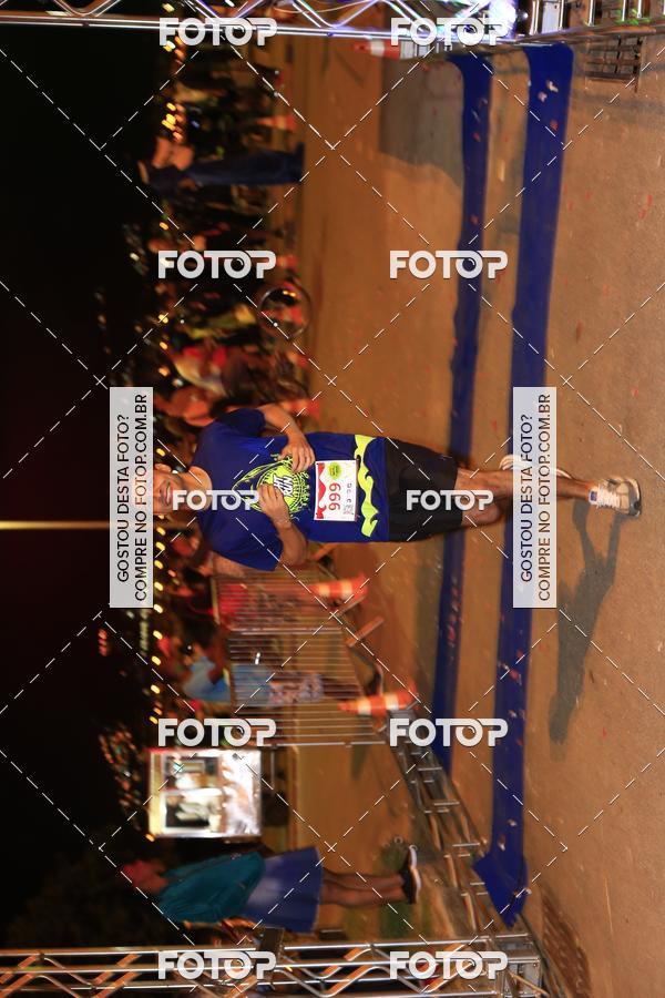 Buy your photos of the eventMarines Night Run on Fotop