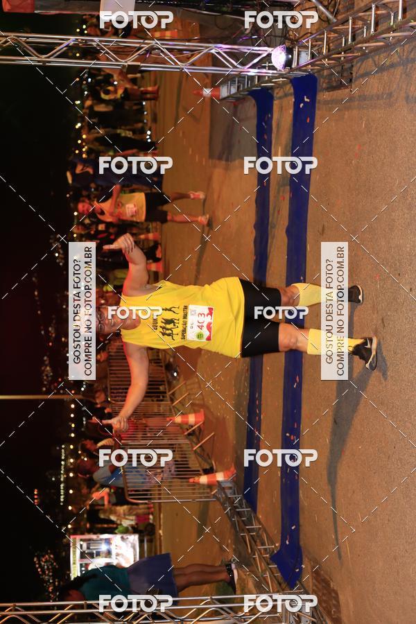 Buy your photos of the eventMarines Night Run on Fotop