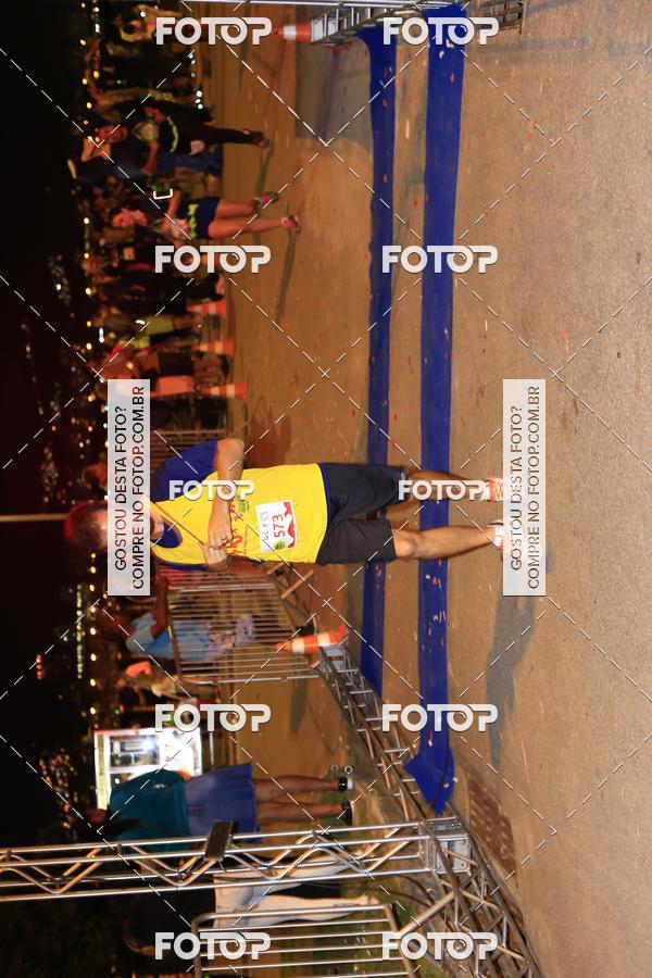 Buy your photos of the eventMarines Night Run on Fotop