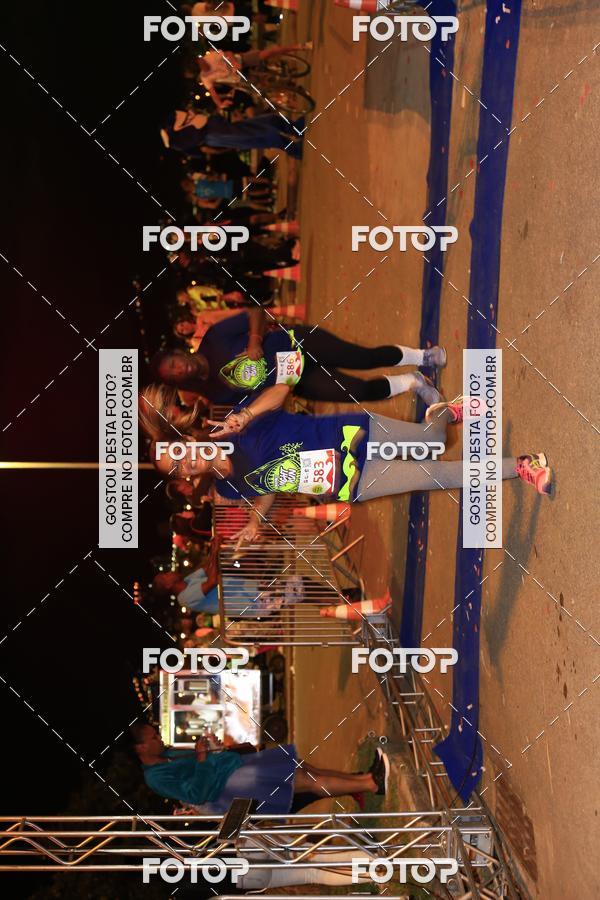 Buy your photos of the eventMarines Night Run on Fotop