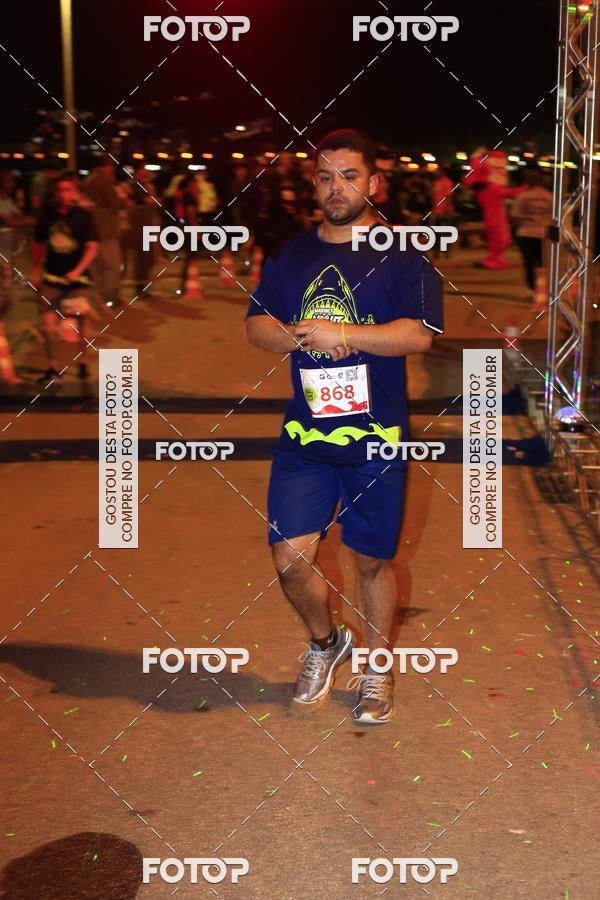 Buy your photos of the eventMarines Night Run on Fotop