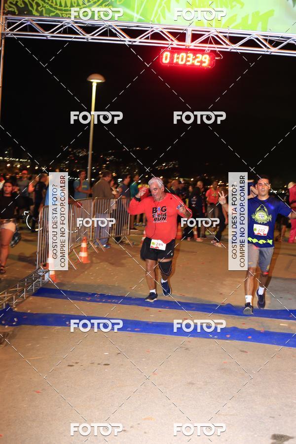 Buy your photos of the eventMarines Night Run on Fotop