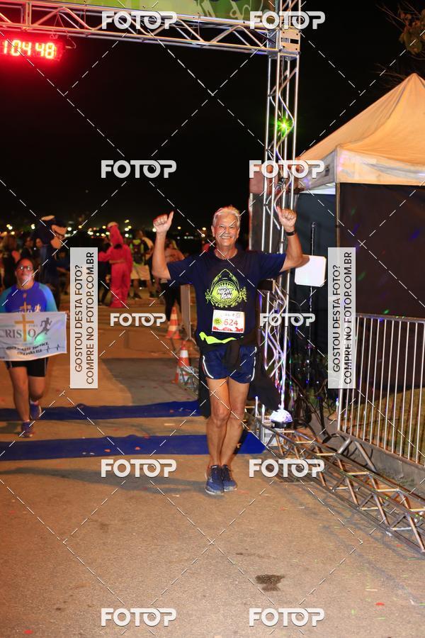 Buy your photos of the eventMarines Night Run on Fotop