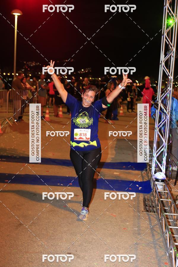 Buy your photos of the eventMarines Night Run on Fotop