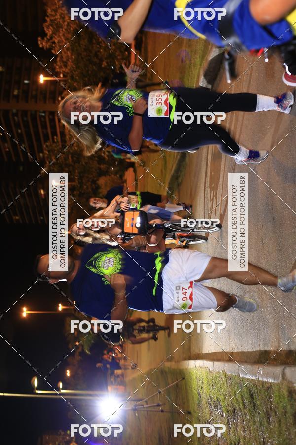 Buy your photos of the eventMarines Night Run on Fotop