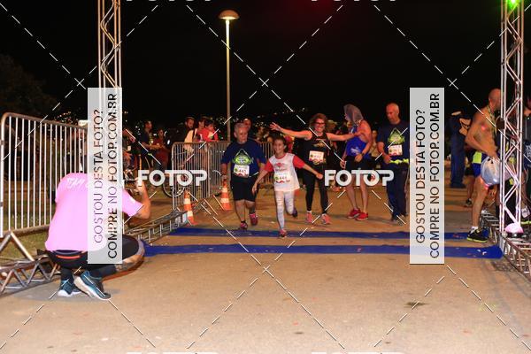 Buy your photos of the eventMarines Night Run on Fotop
