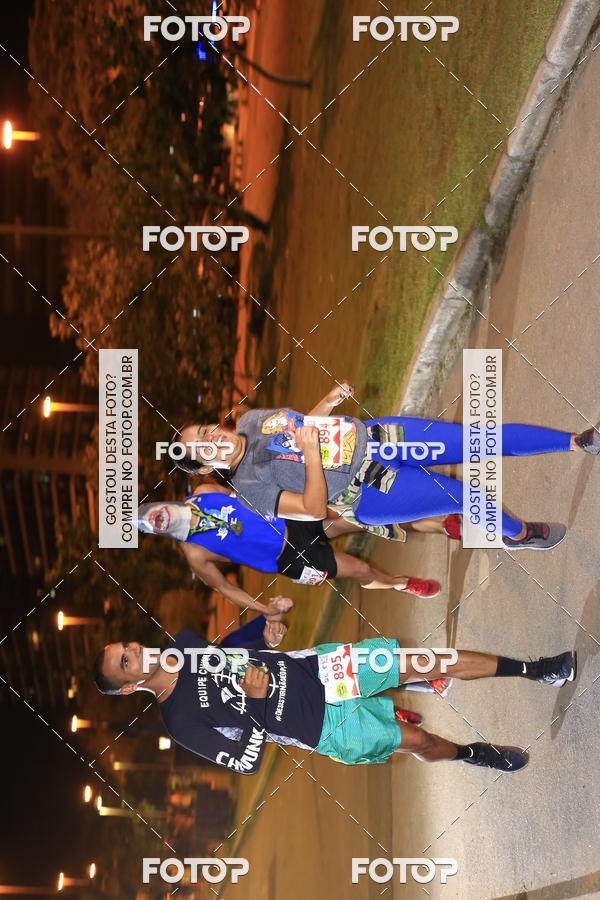 Buy your photos of the eventMarines Night Run on Fotop