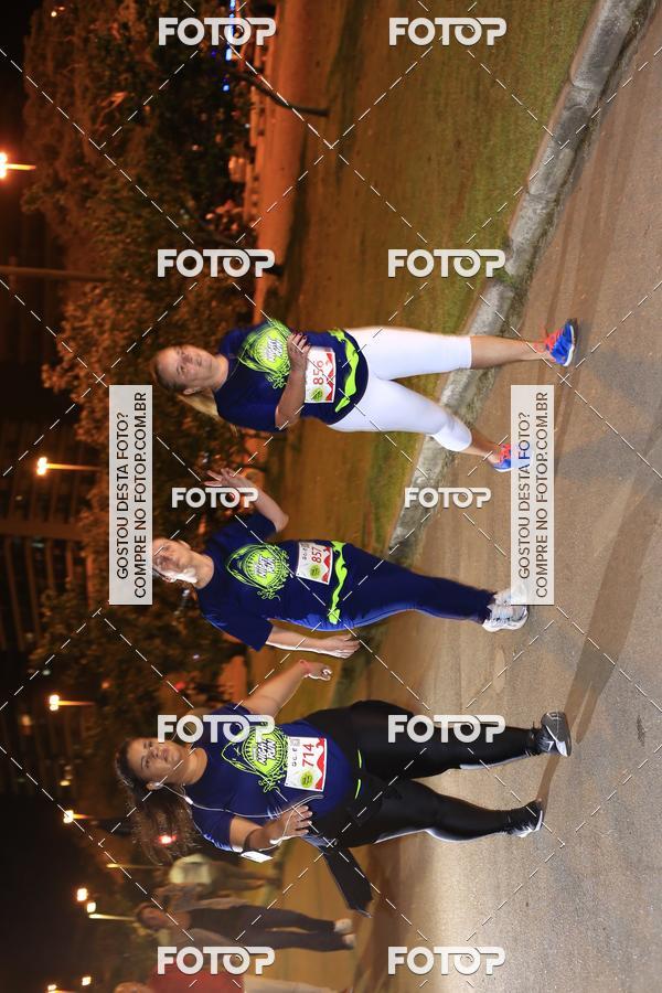 Buy your photos of the eventMarines Night Run on Fotop