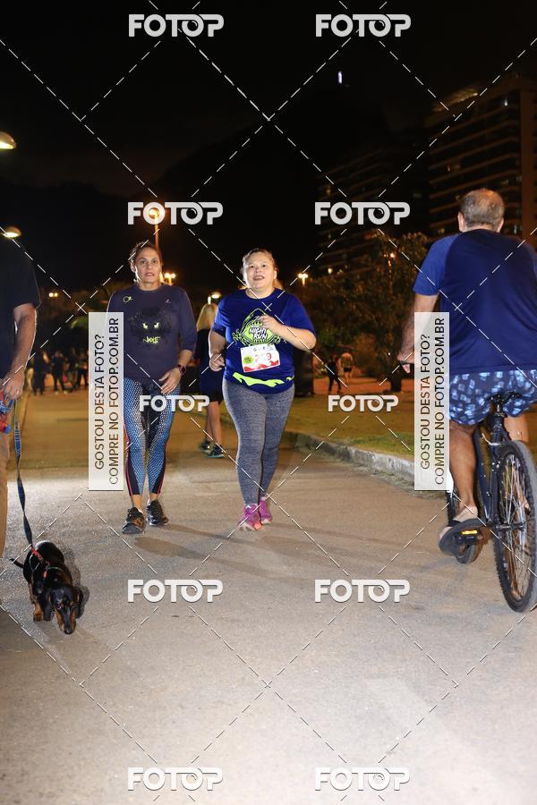 Buy your photos of the eventMarines Night Run on Fotop