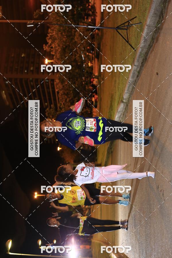 Buy your photos of the eventMarines Night Run on Fotop