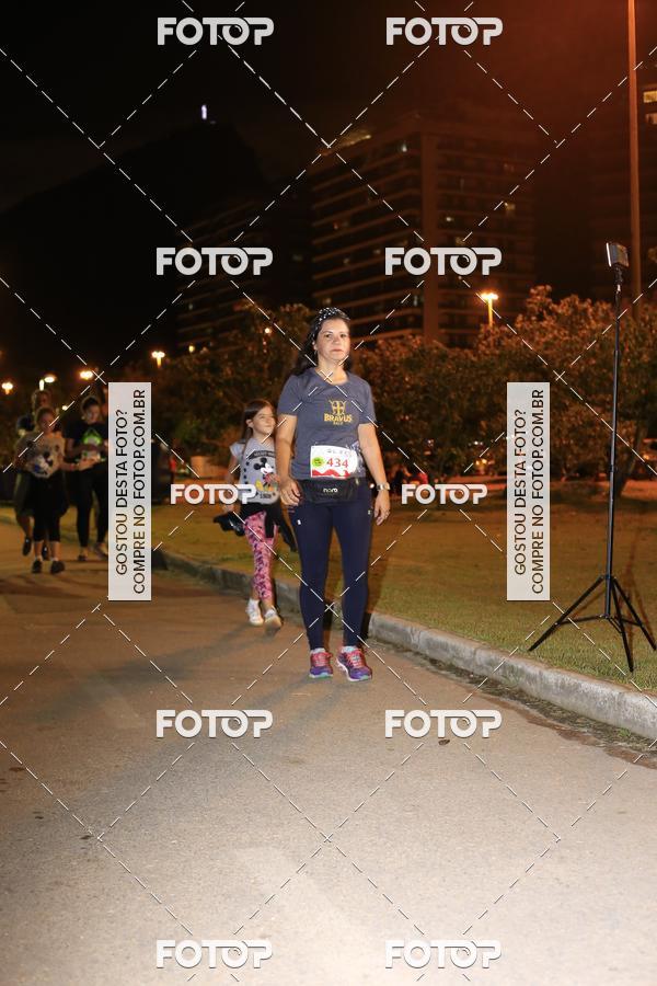 Buy your photos of the eventMarines Night Run on Fotop