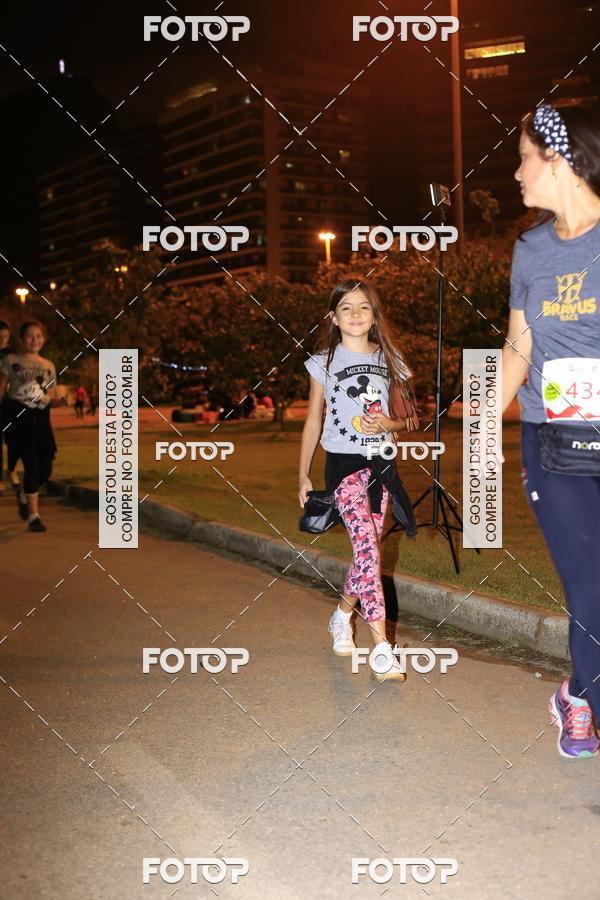 Buy your photos of the eventMarines Night Run on Fotop