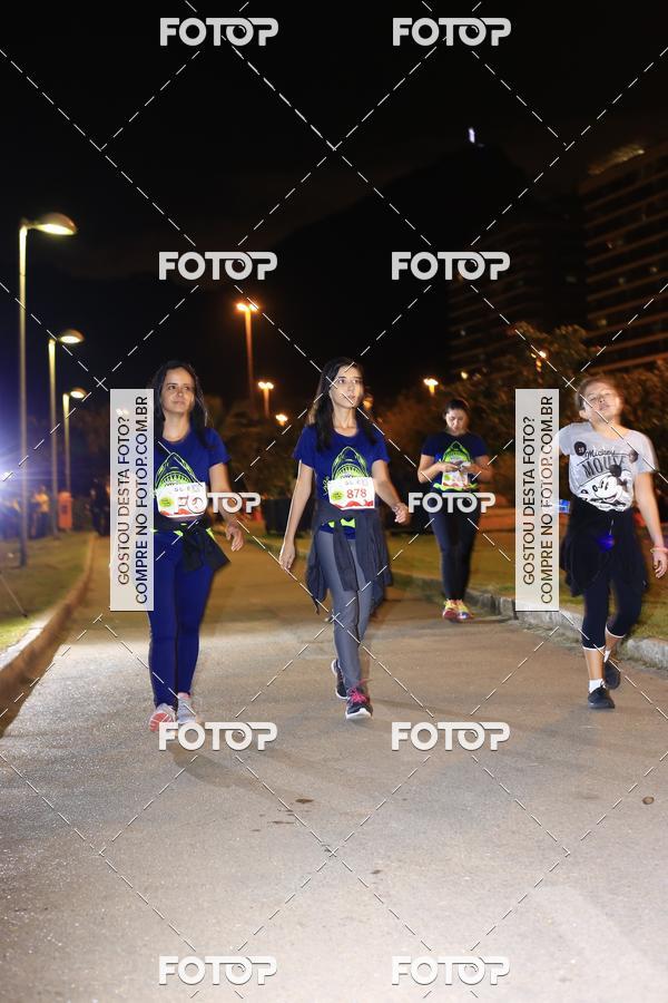 Buy your photos of the eventMarines Night Run on Fotop