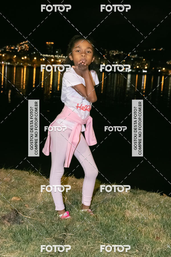 Buy your photos of the eventMarines Night Run on Fotop