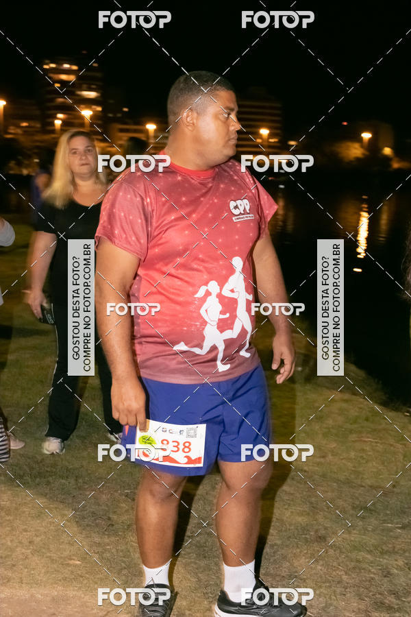 Buy your photos of the eventMarines Night Run on Fotop