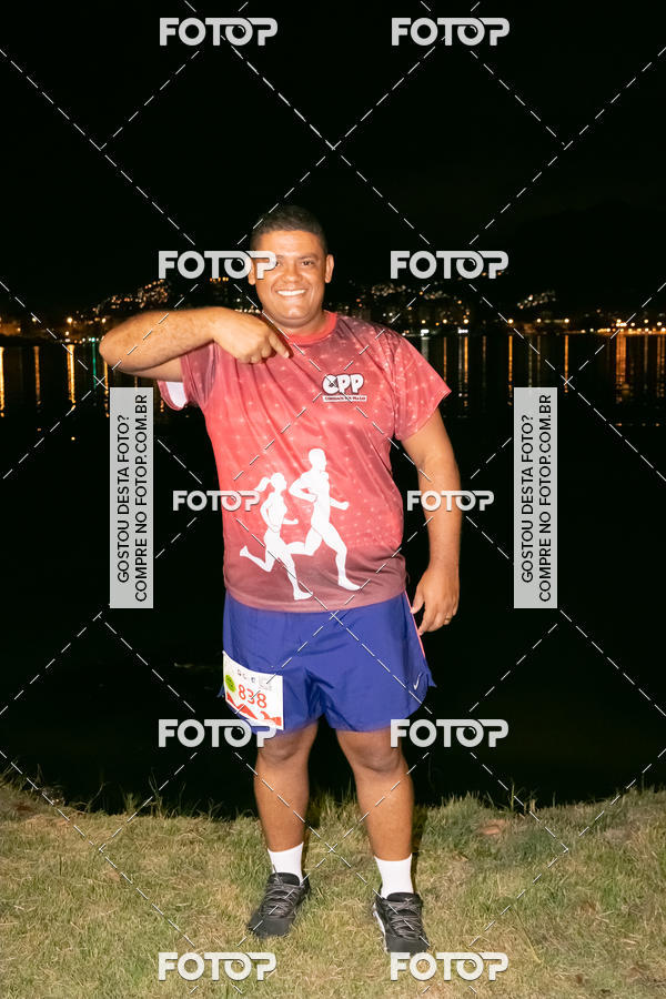 Buy your photos of the eventMarines Night Run on Fotop