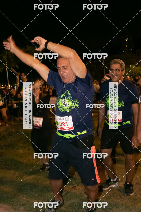 Buy your photos of the eventMarines Night Run on Fotop