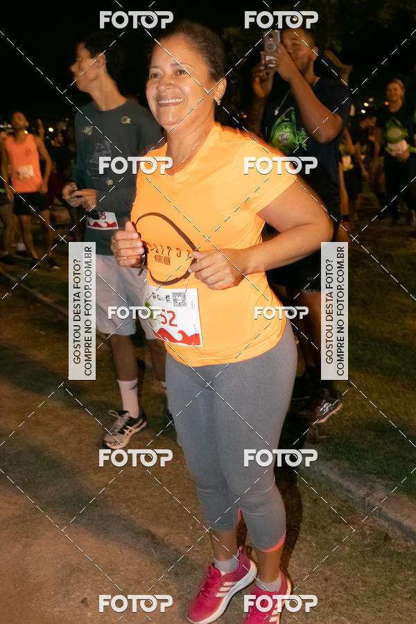 Buy your photos of the eventMarines Night Run on Fotop