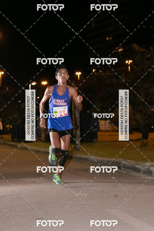 Buy your photos of the eventMarines Night Run on Fotop