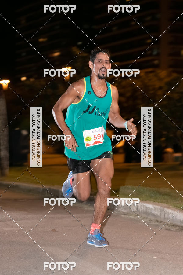 Buy your photos of the eventMarines Night Run on Fotop