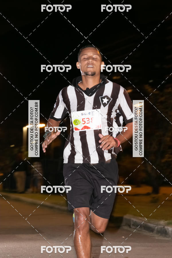 Buy your photos of the eventMarines Night Run on Fotop