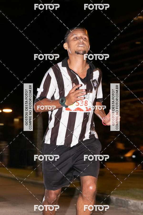 Buy your photos of the eventMarines Night Run on Fotop