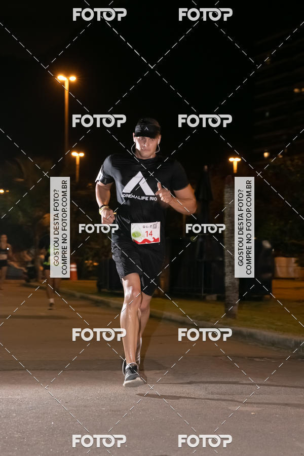 Buy your photos of the eventMarines Night Run on Fotop