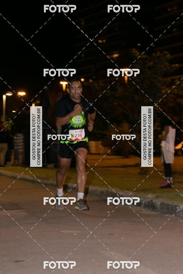 Buy your photos of the eventMarines Night Run on Fotop