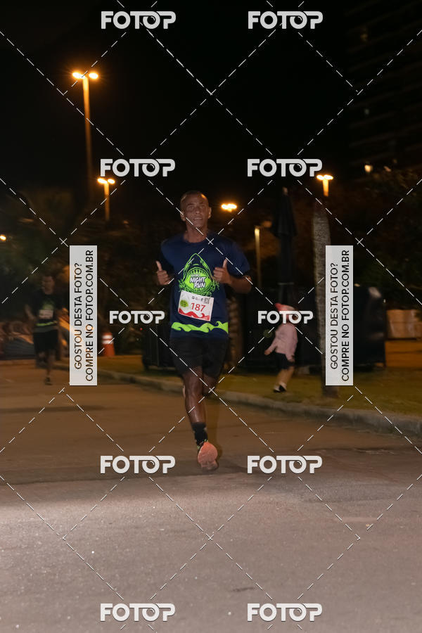 Buy your photos of the eventMarines Night Run on Fotop