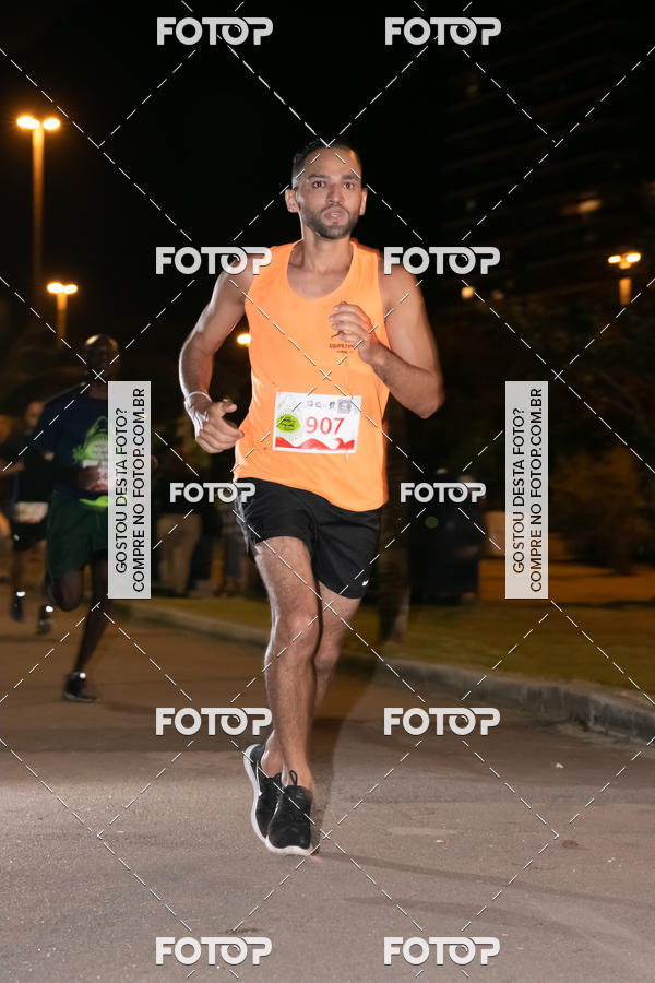 Buy your photos of the eventMarines Night Run on Fotop