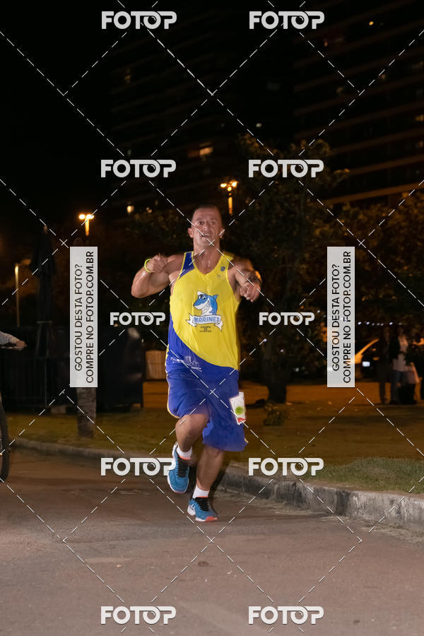 Buy your photos of the eventMarines Night Run on Fotop