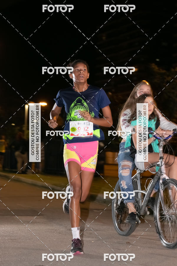 Buy your photos of the eventMarines Night Run on Fotop