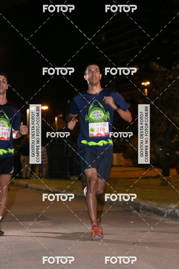 Buy your photos of the eventMarines Night Run on Fotop