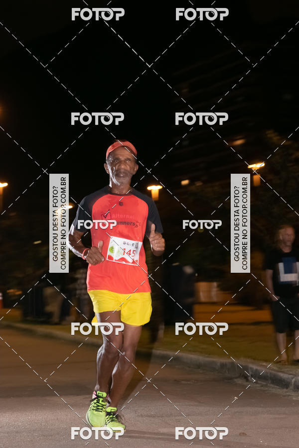 Buy your photos of the eventMarines Night Run on Fotop