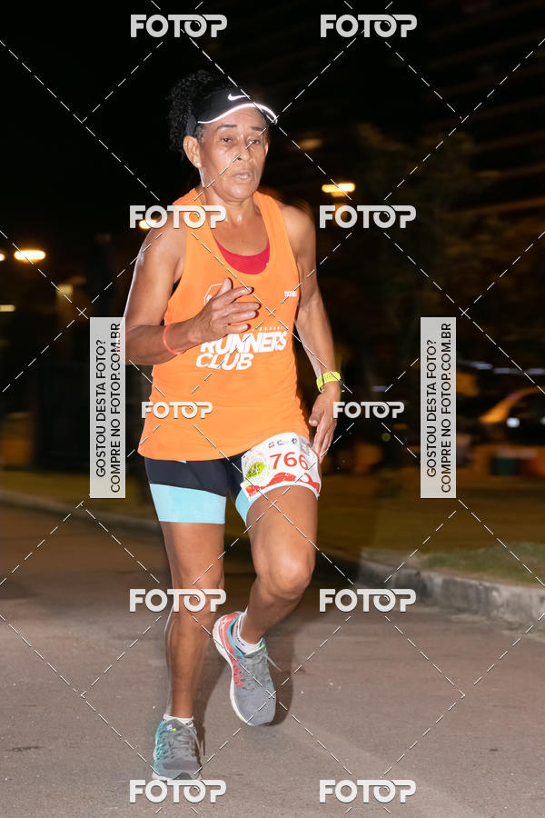 Buy your photos of the eventMarines Night Run on Fotop