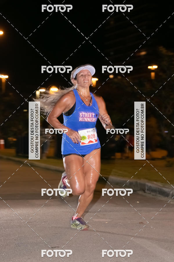 Buy your photos of the eventMarines Night Run on Fotop