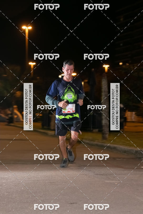 Buy your photos of the eventMarines Night Run on Fotop