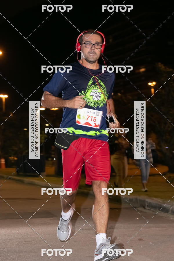 Buy your photos of the eventMarines Night Run on Fotop