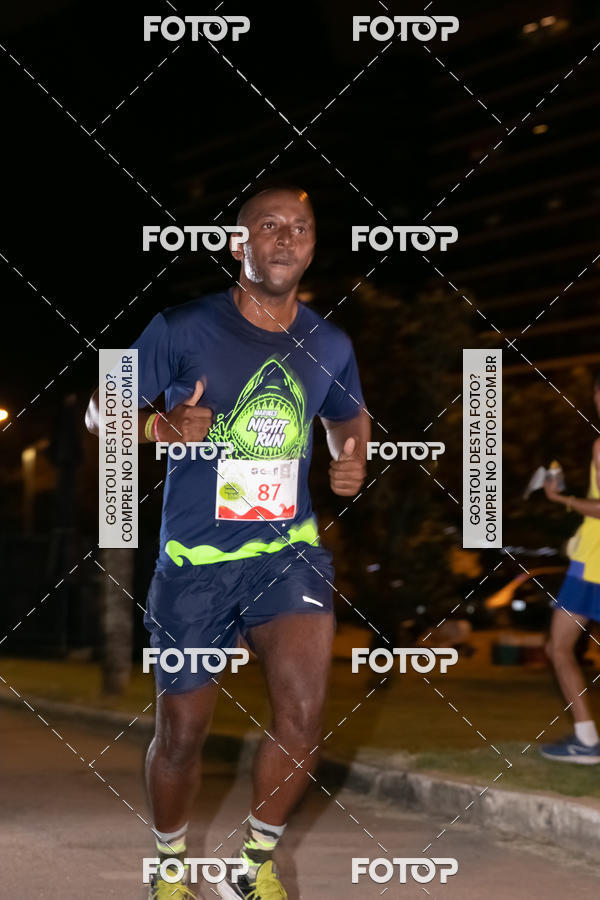 Buy your photos of the eventMarines Night Run on Fotop