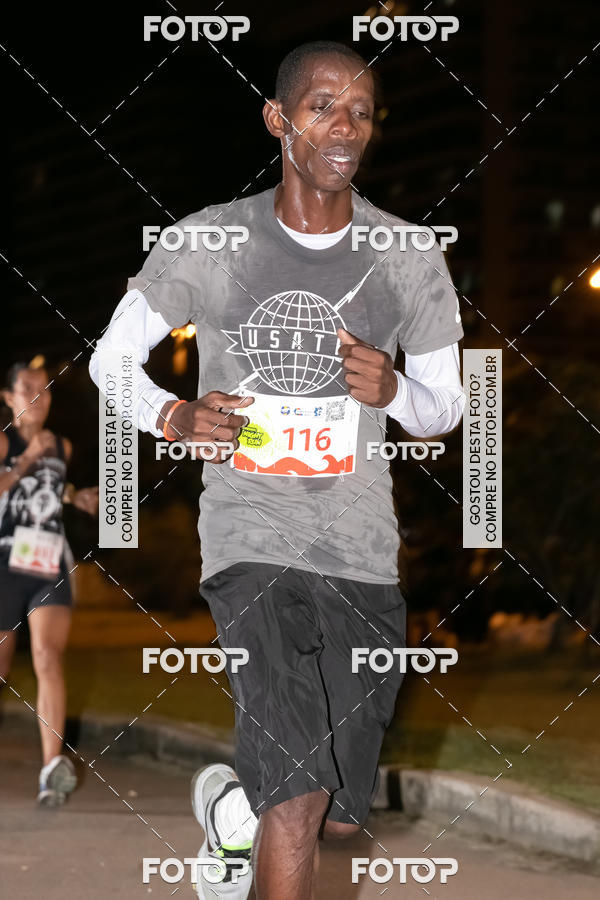 Buy your photos of the eventMarines Night Run on Fotop